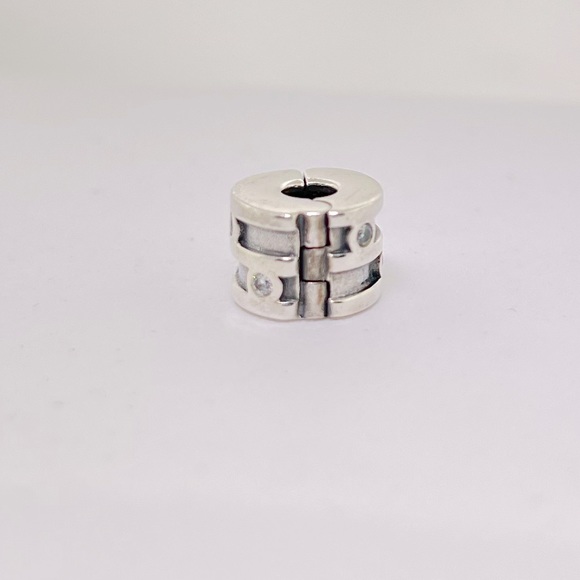 Authentic PANDORA Sparkling Clear CZ 790291CZ Clip Charm Sterling Silver - Picture 4 of 6